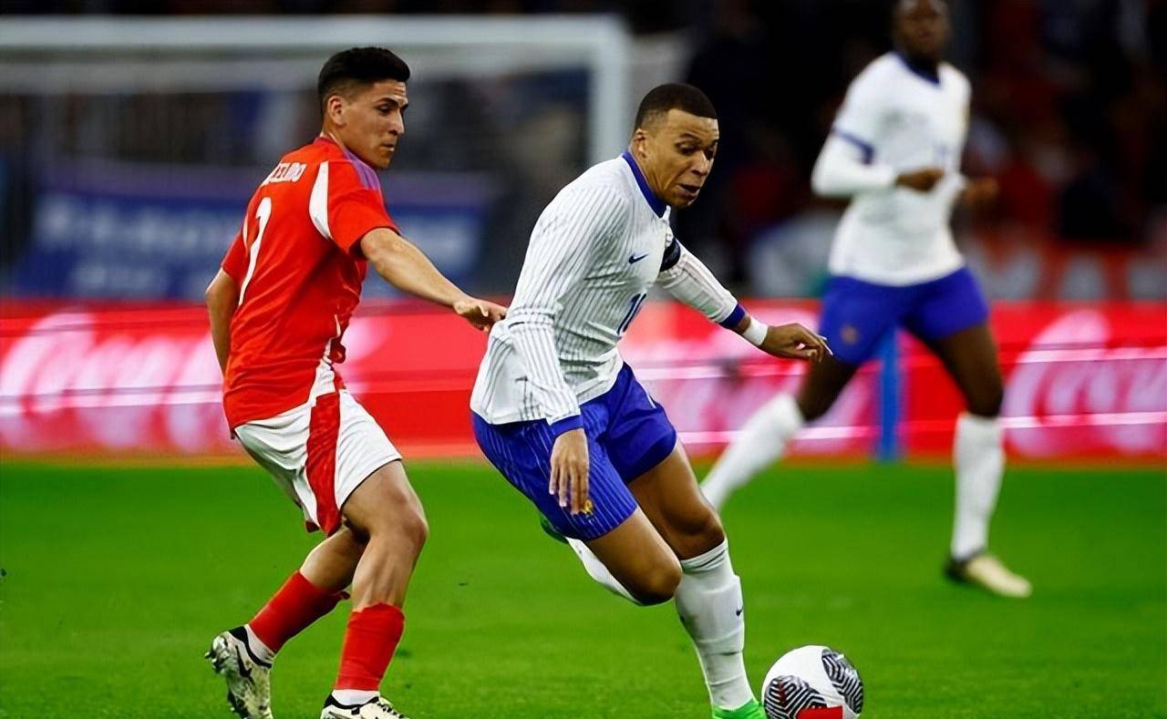 欧博官网- 出色防守引爆全场！，姆巴佩意外战胜中国队热度持续攀升